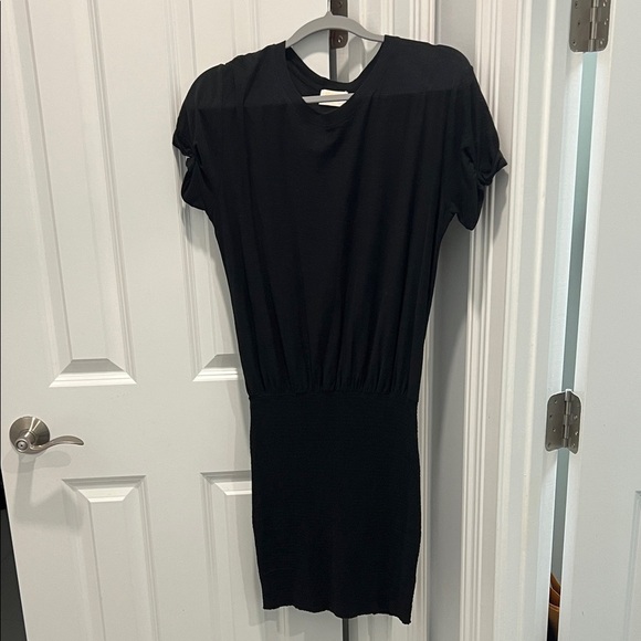 Nation LTD Dresses & Skirts - Nation ltd Black Women's Short Sleeve Blouson Dress